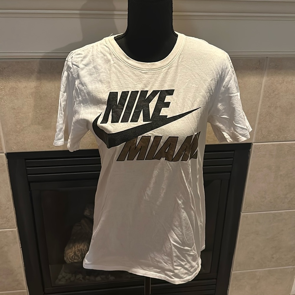 White & Gold Nike Miami Short Sleeve Graphic Cotton Tee